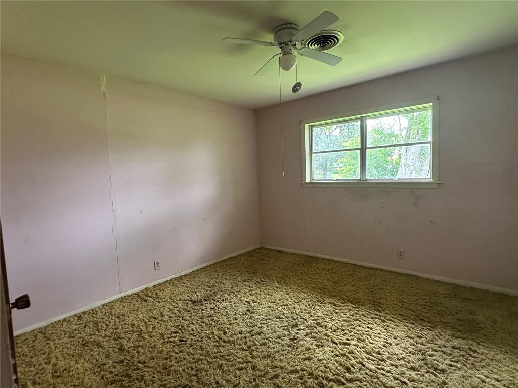 112 Raven Street, Clute, Texas image 17