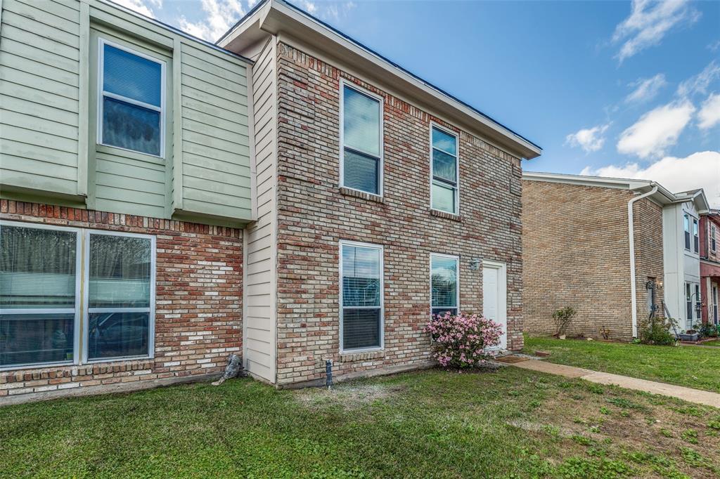 8322 Oakhaven Road