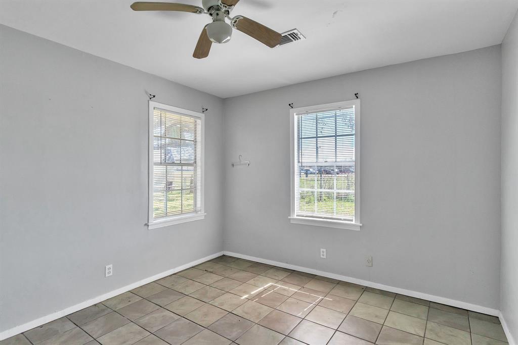 2203 Norwood Drive, Orange, Texas image 13