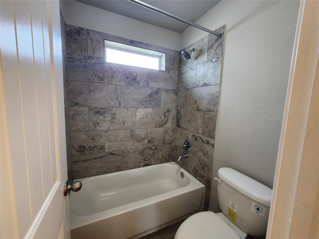 7914 Cypress Myrtle Drive, Cypress, Texas image 23