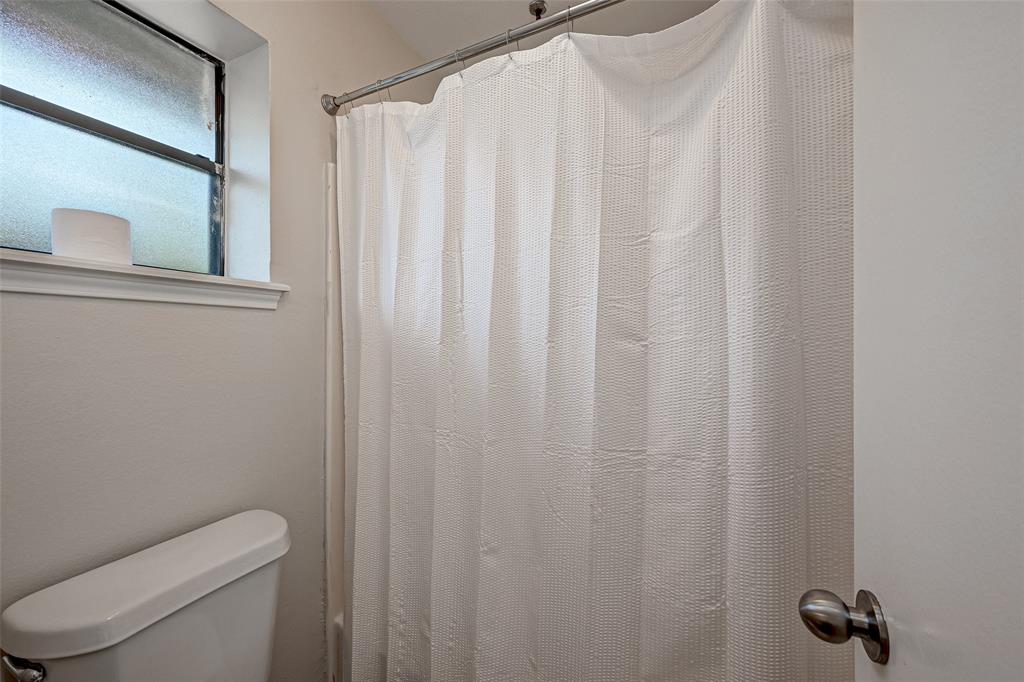88 Lakeview Village, Conroe, Texas image 30