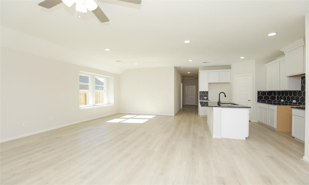 316 Ice Shore Trail, Dayton, Texas image 21