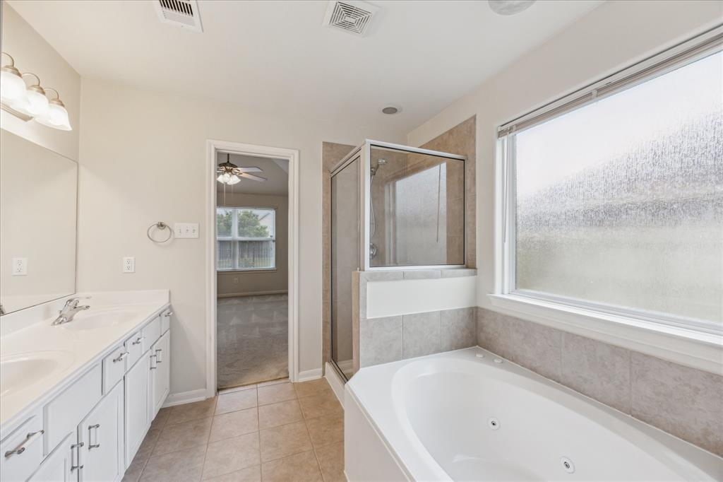 243 S Lantana Circle, Sealy, Texas image 13
