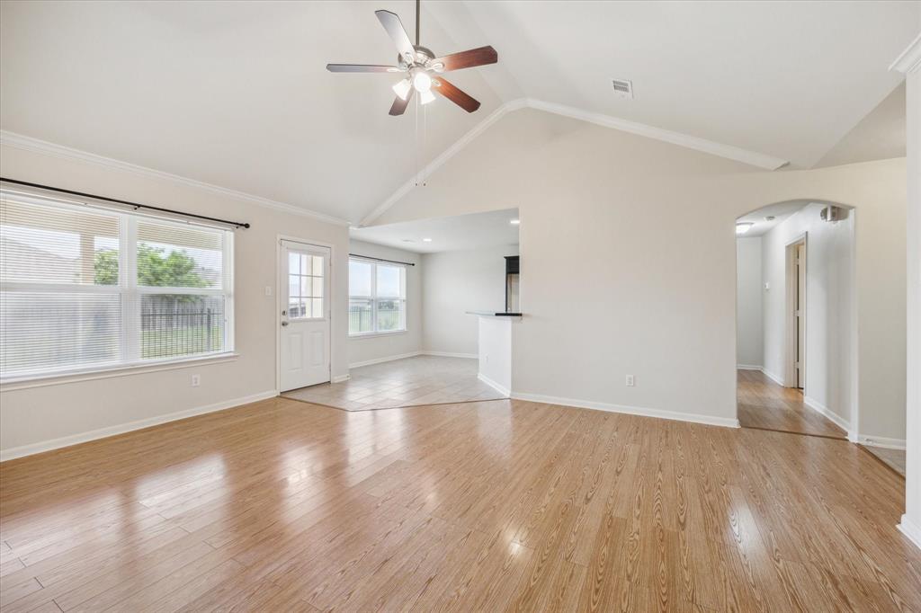 243 S Lantana Circle, Sealy, Texas image 7