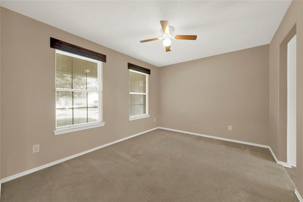 2904 Bristol Bend Lane, Dickinson, Texas image 9