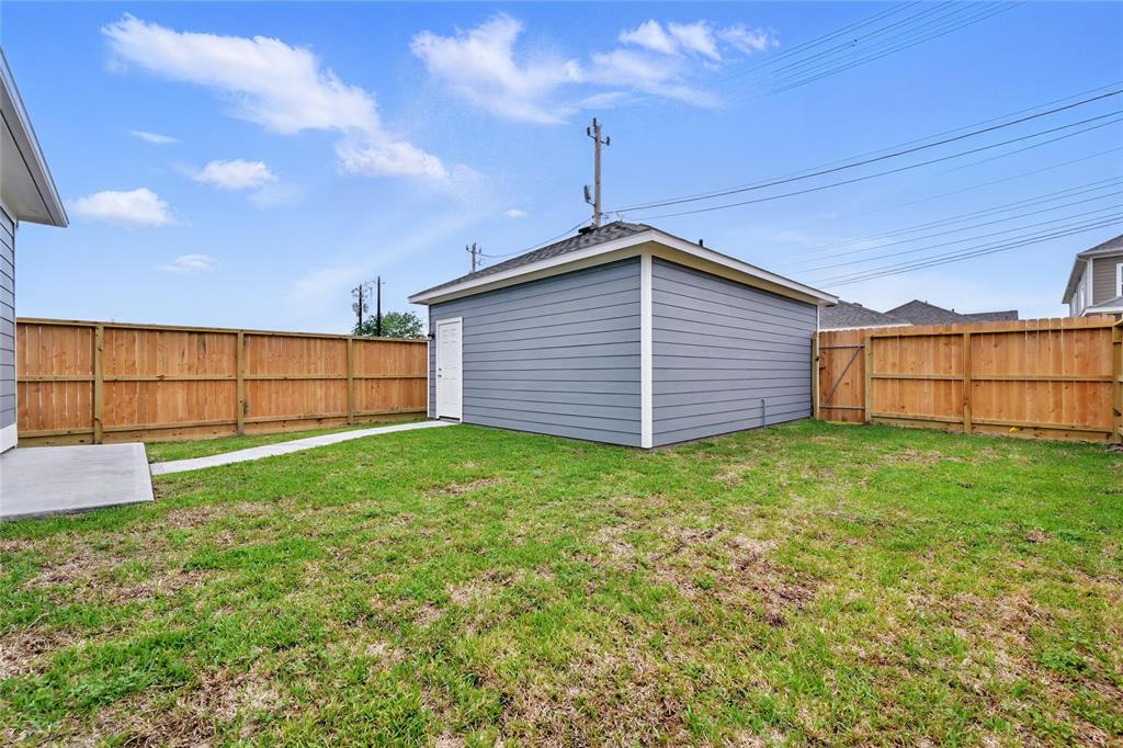 2516 S Grand Avenue, Pearland, Texas image 28