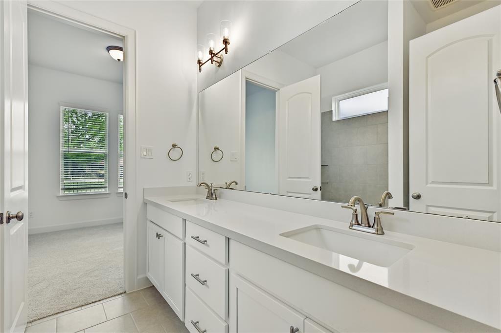 2516 S Grand Avenue, Pearland, Texas image 24