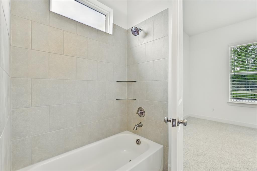 2516 S Grand Avenue, Pearland, Texas image 25