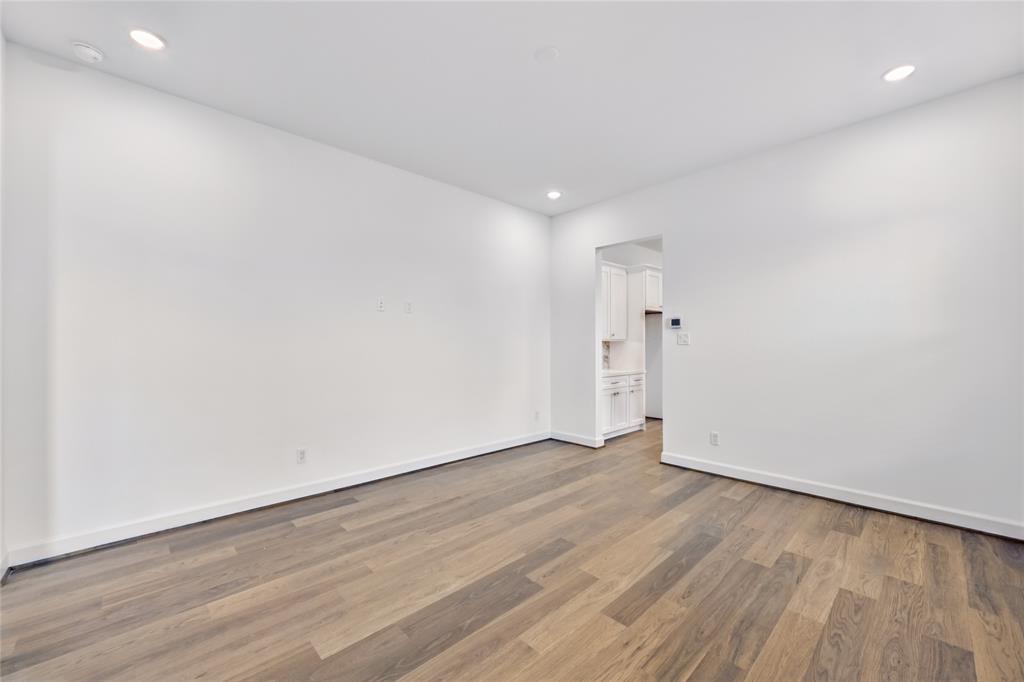 2516 S Grand Avenue, Pearland, Texas image 13