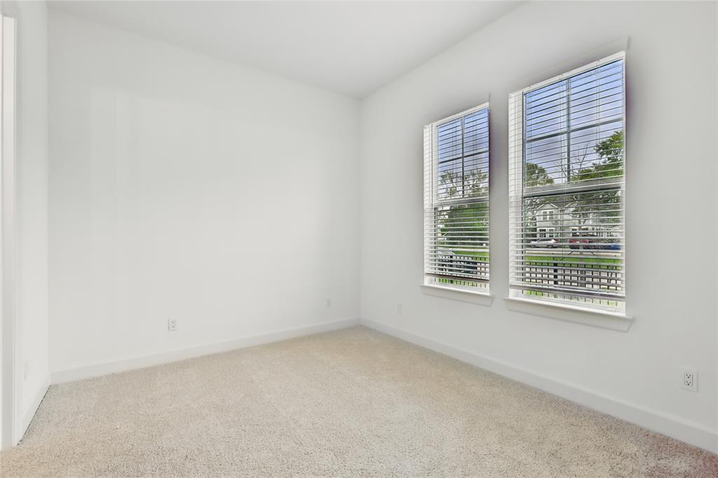 2516 S Grand Avenue, Pearland, Texas image 23