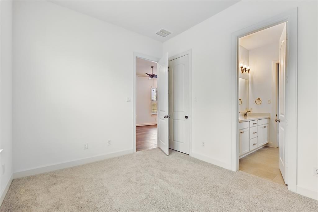2516 S Grand Avenue, Pearland, Texas image 21