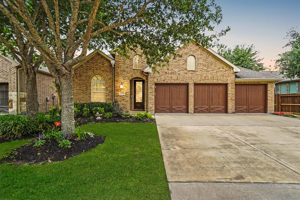 21023 Barrett Woods Drive, Richmond, Texas image 1