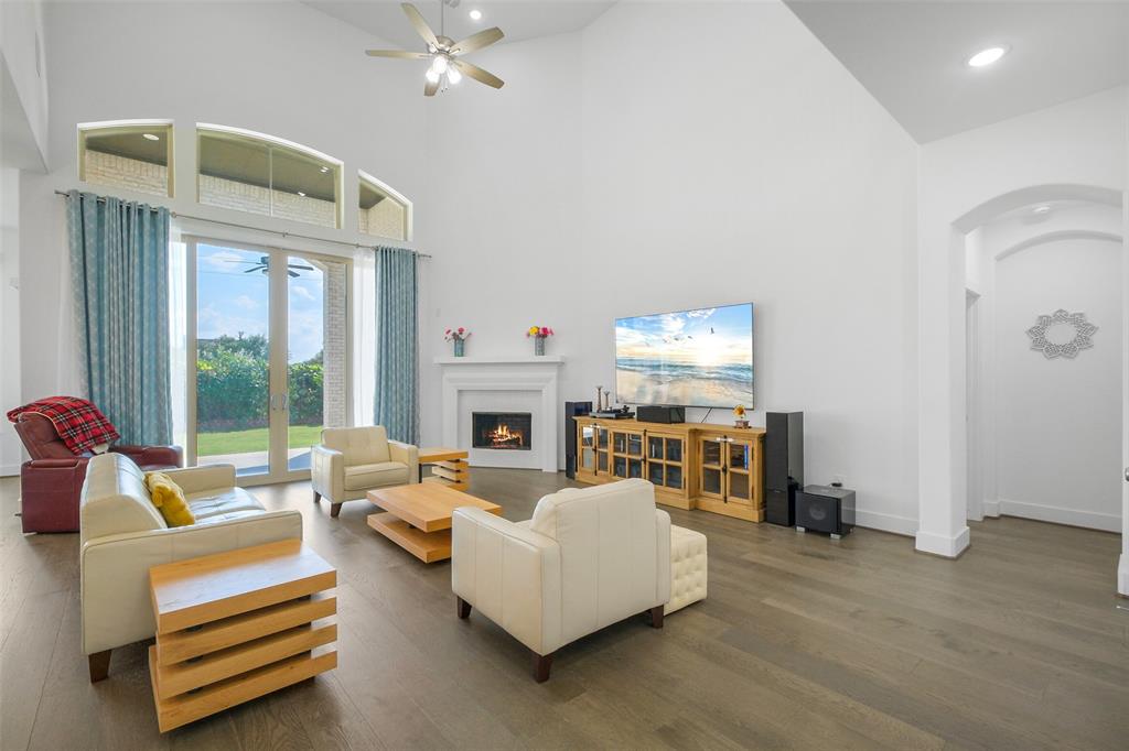 property-search 4 7131 Button Bush Way