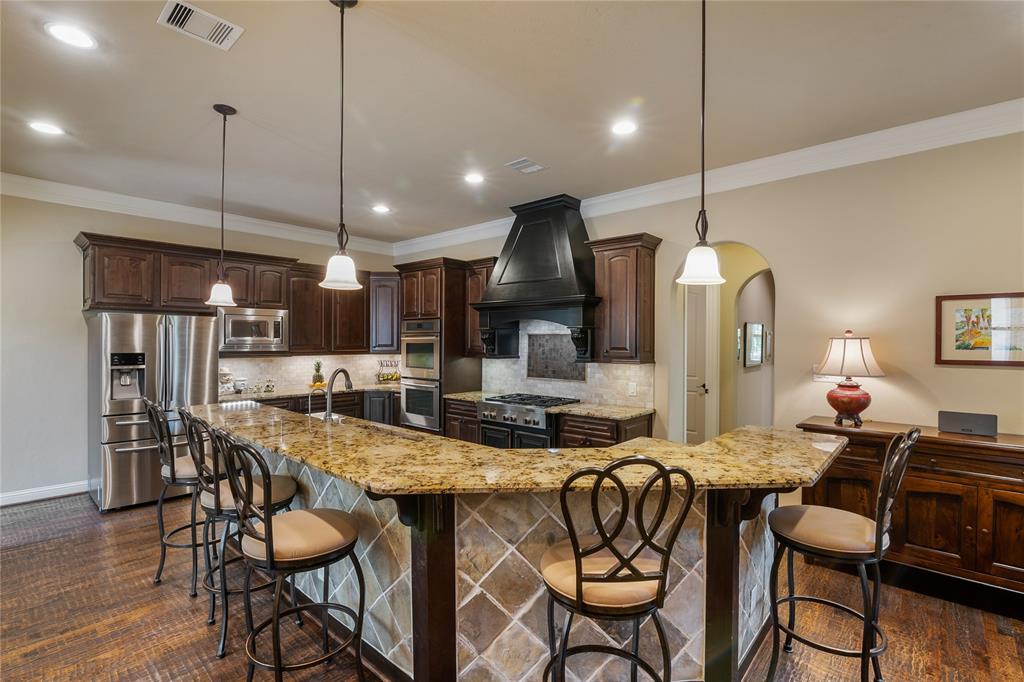 10 Ivy Castle Court, The Woodlands, Texas image 14