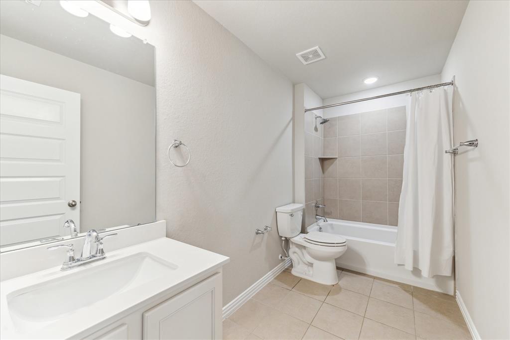 7110 Poppyseed Trail, Spring, Texas image 21