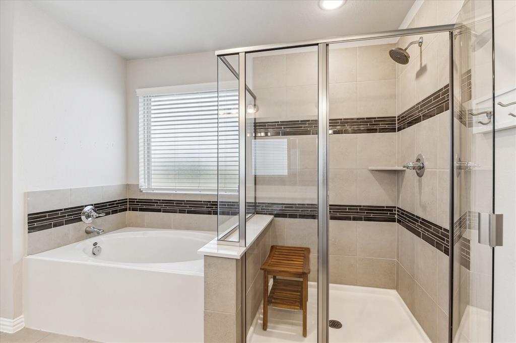 7110 Poppyseed Trail, Spring, Texas image 16
