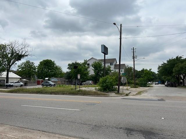202 W 27th Street, Houston, Texas image 1