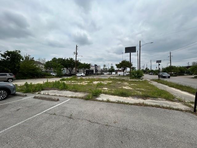 202 W 27th Street, Houston, Texas image 3