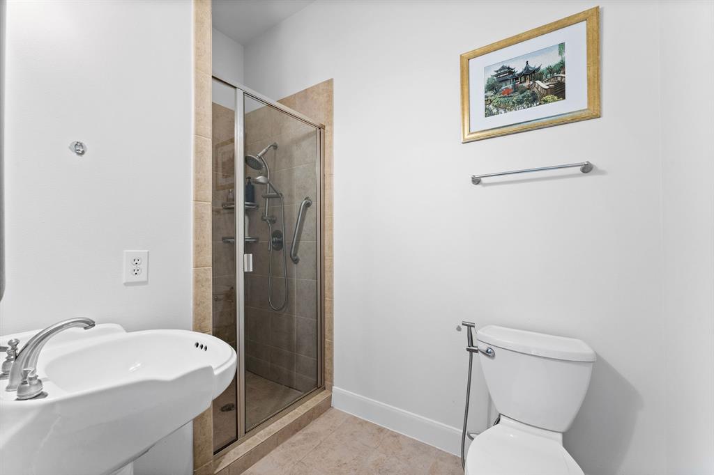 300 St Joseph Parkway #319, Houston, Texas image 24
