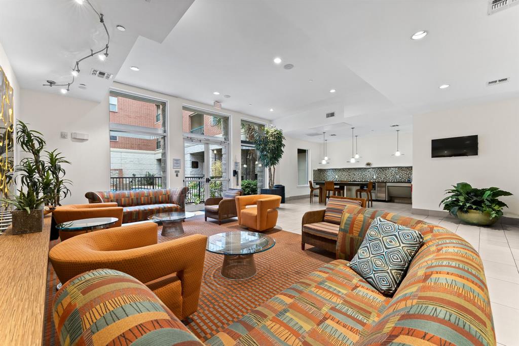300 St Joseph Parkway #319, Houston, Texas image 32