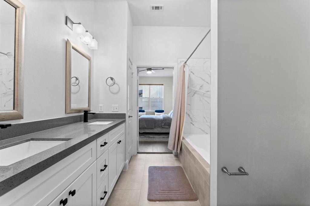 300 St Joseph Parkway #319, Houston, Texas image 19