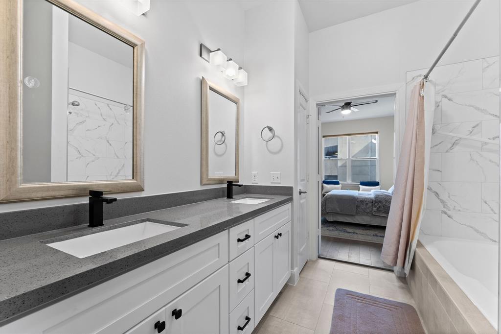 300 St Joseph Parkway #319, Houston, Texas image 17