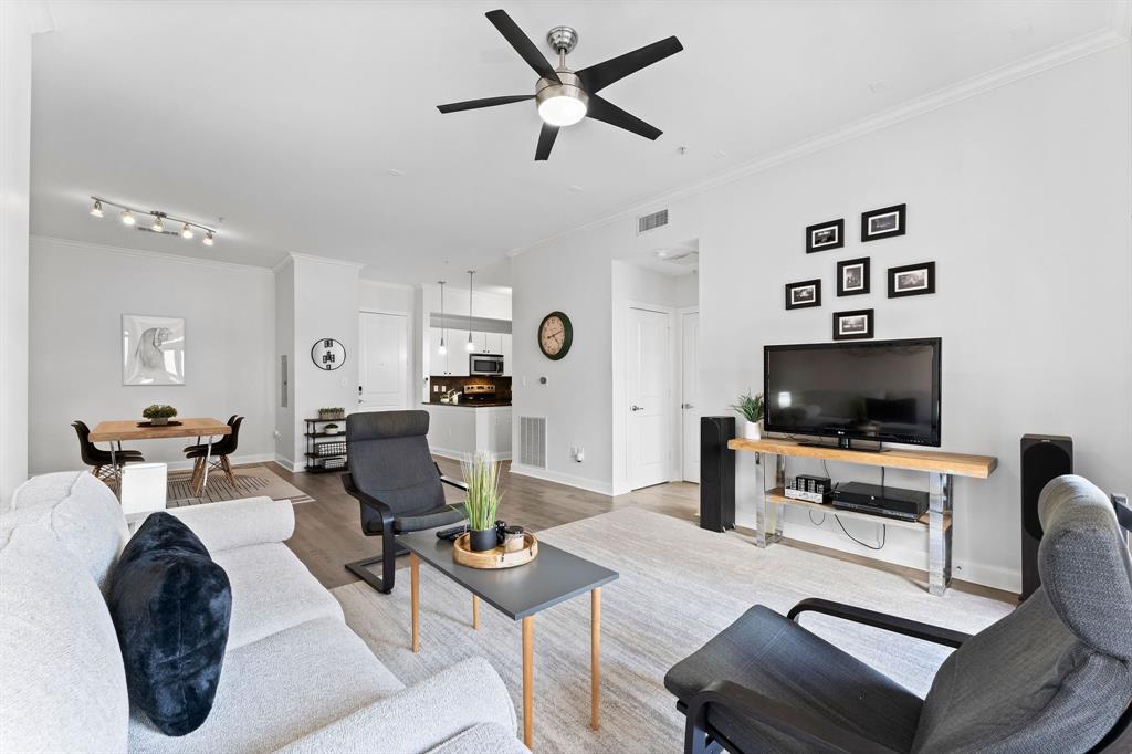 300 St Joseph Parkway #319, Houston, Texas image 8