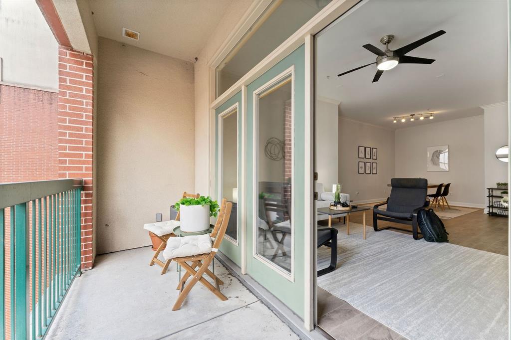 300 St Joseph Parkway #319, Houston, Texas image 14