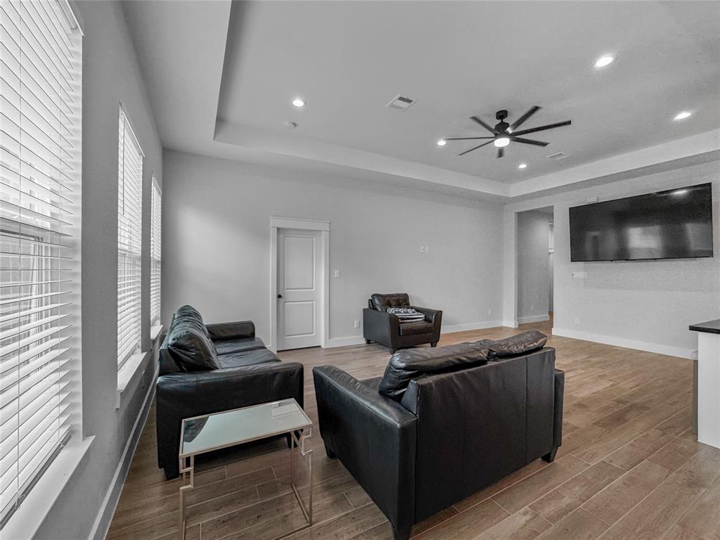 518 S 4th Street, La Porte, Texas image 10