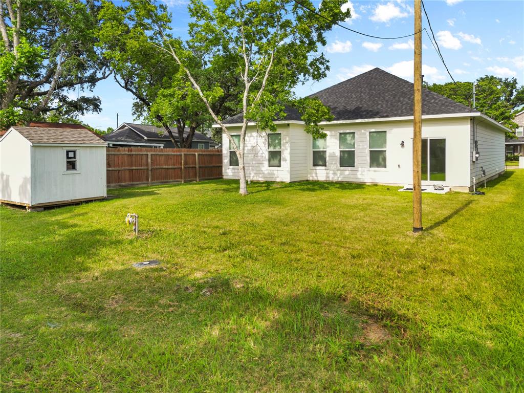 518 S 4th Street, La Porte, Texas image 26