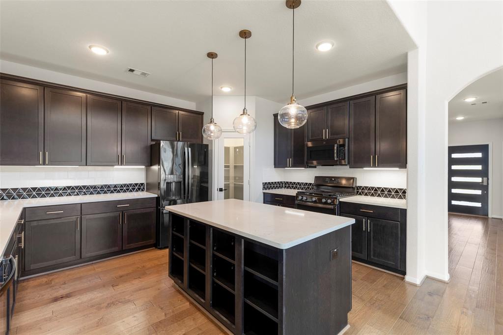 1319 Pleasant Springs Court, Montgomery, Texas image 10