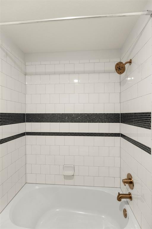 1319 Pleasant Springs Court, Montgomery, Texas image 26
