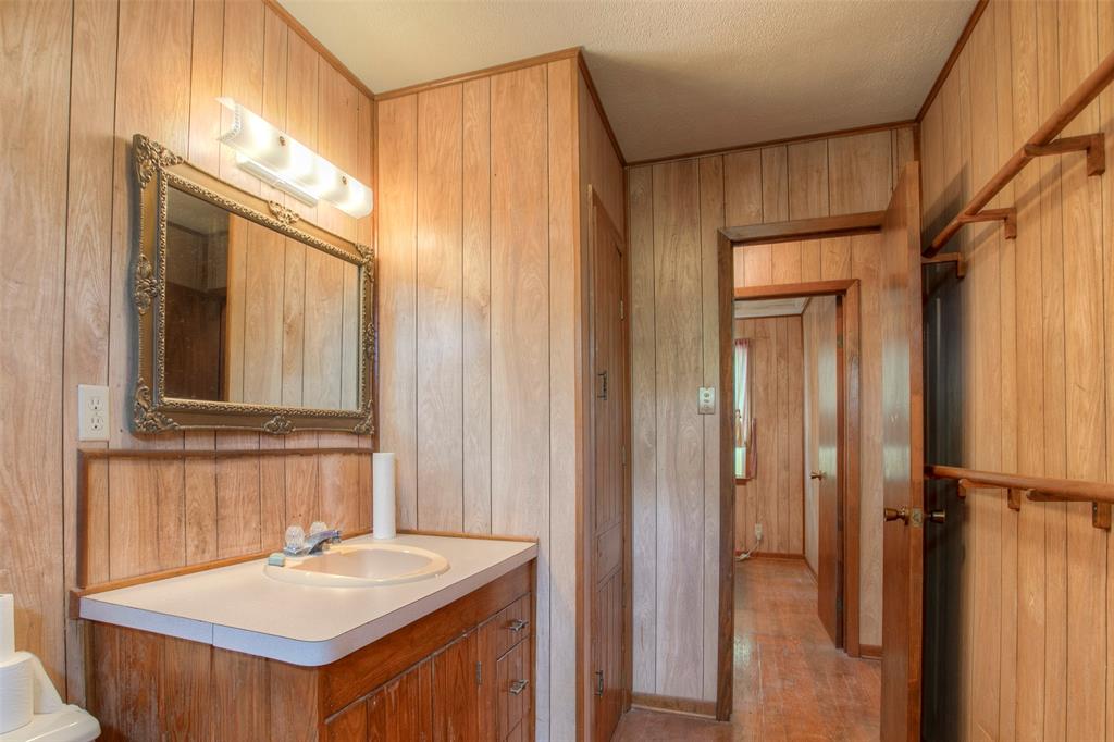 48 Lake View Drive, Huntsville, Texas image 17