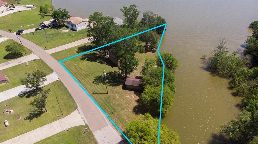 48 Lake View Drive, Huntsville, Texas image 1