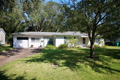 A home in La Marque