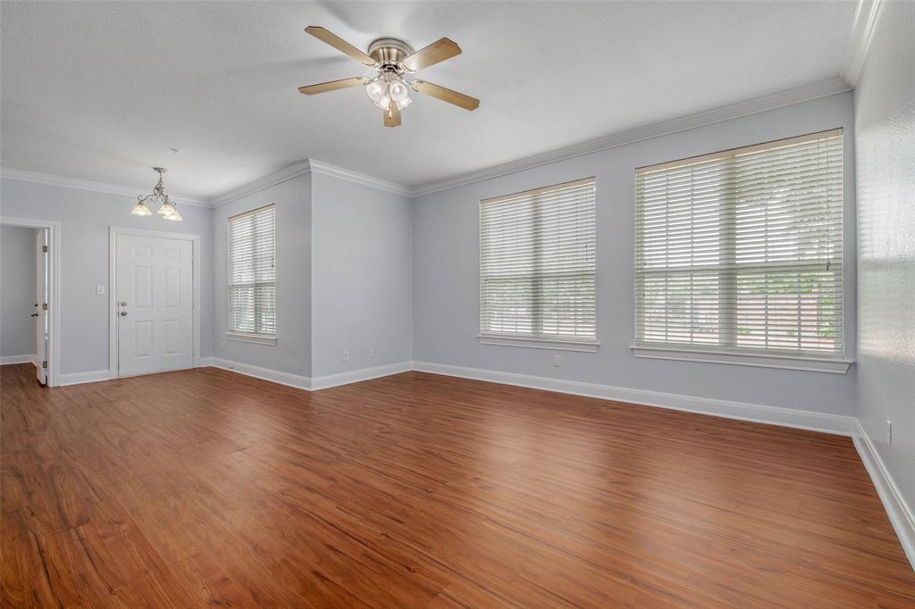 801 Luther Street W 106