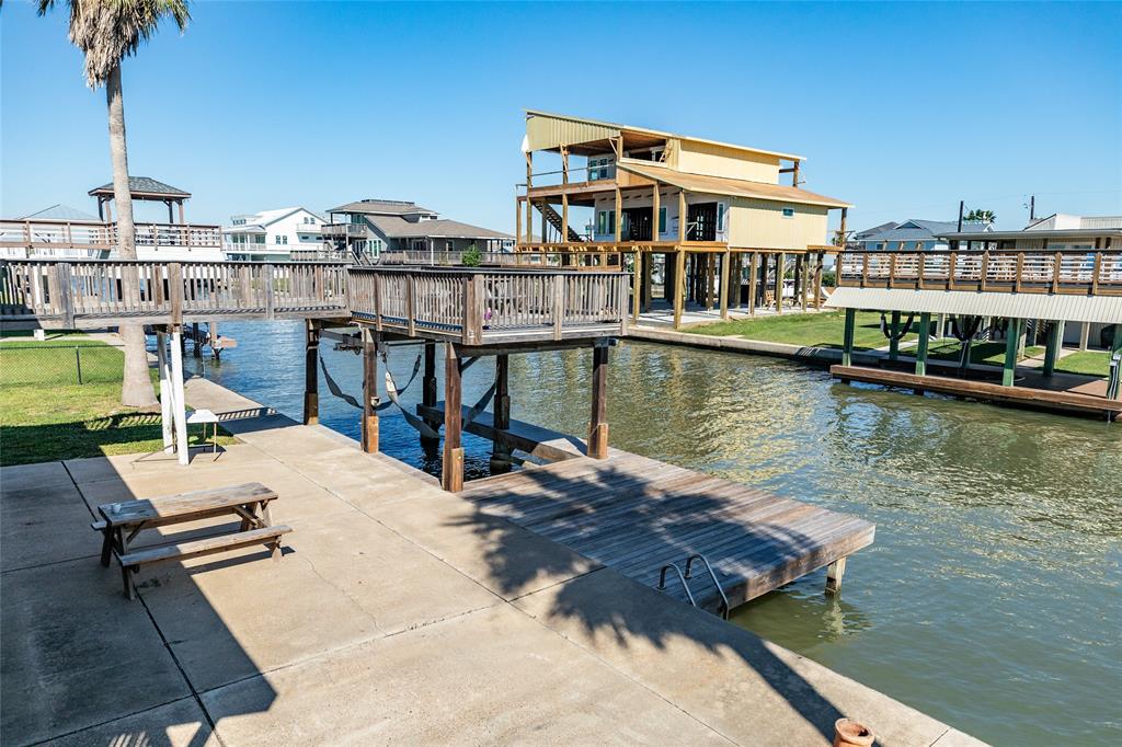 3814 Tradewinds Drive, Galveston, Texas image 16