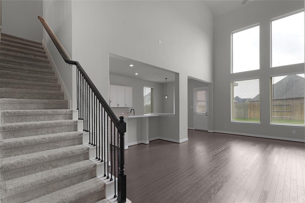 6026 Lake Bridge Lane, Manvel, Texas image 6