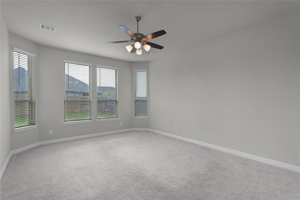 6026 Lake Bridge Lane, Manvel, Texas image 18
