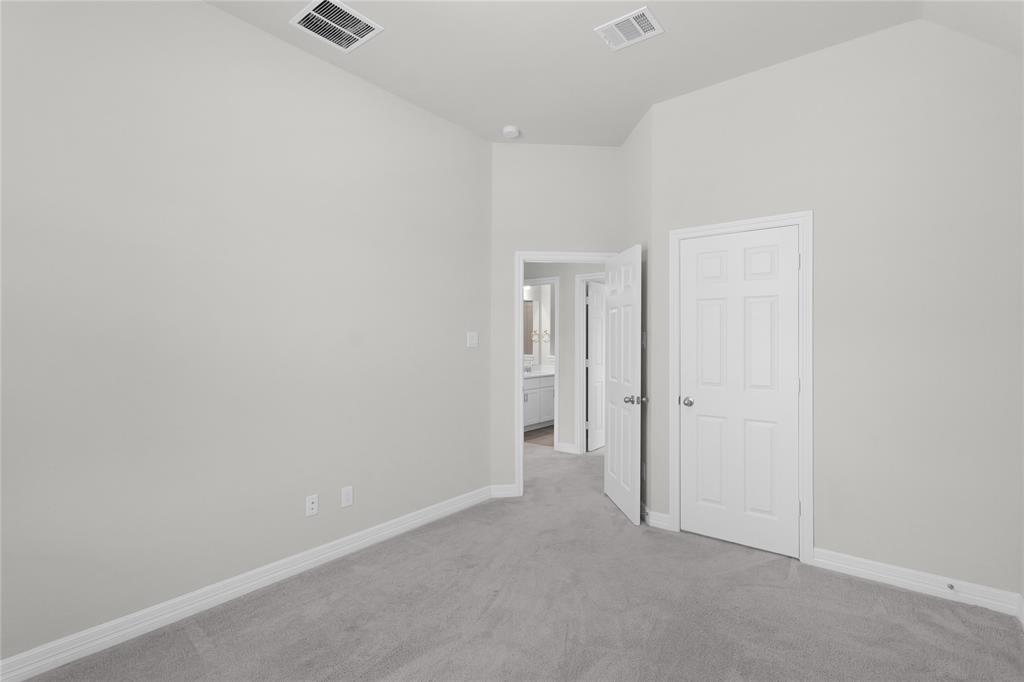 6026 Lake Bridge Lane, Manvel, Texas image 38