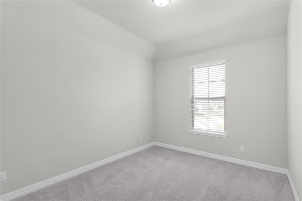 6026 Lake Bridge Lane, Manvel, Texas image 39