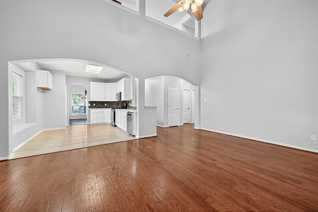 2202 Highland Crossing Drive