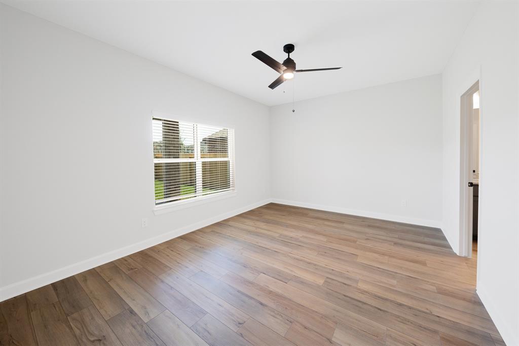 6171 White Spruce Drive, Conroe, Texas image 7