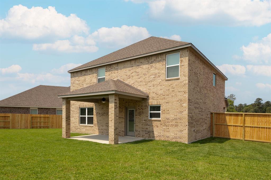 6171 White Spruce Drive, Conroe, Texas image 2
