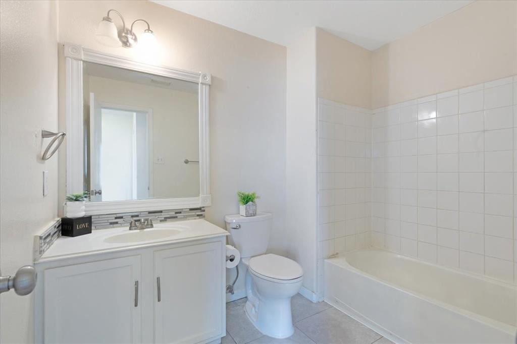 8645 Rinn Street, Houston, Texas image 22