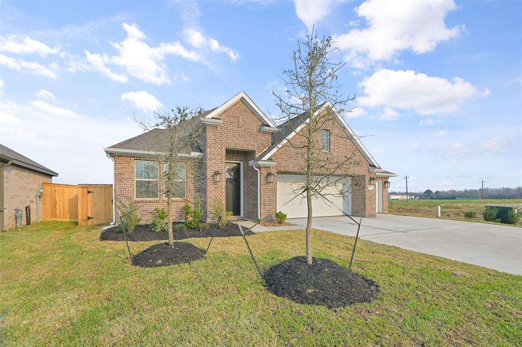 1545 Apache Heights, Dayton, Texas image 3