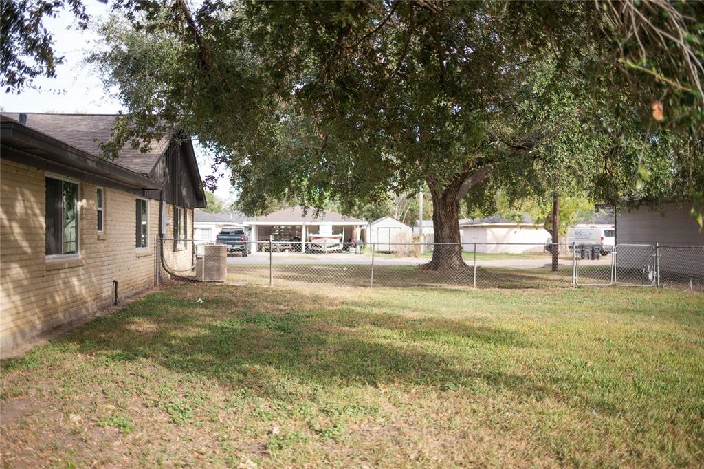 1611 5th Street St, Palacios, Texas image 44