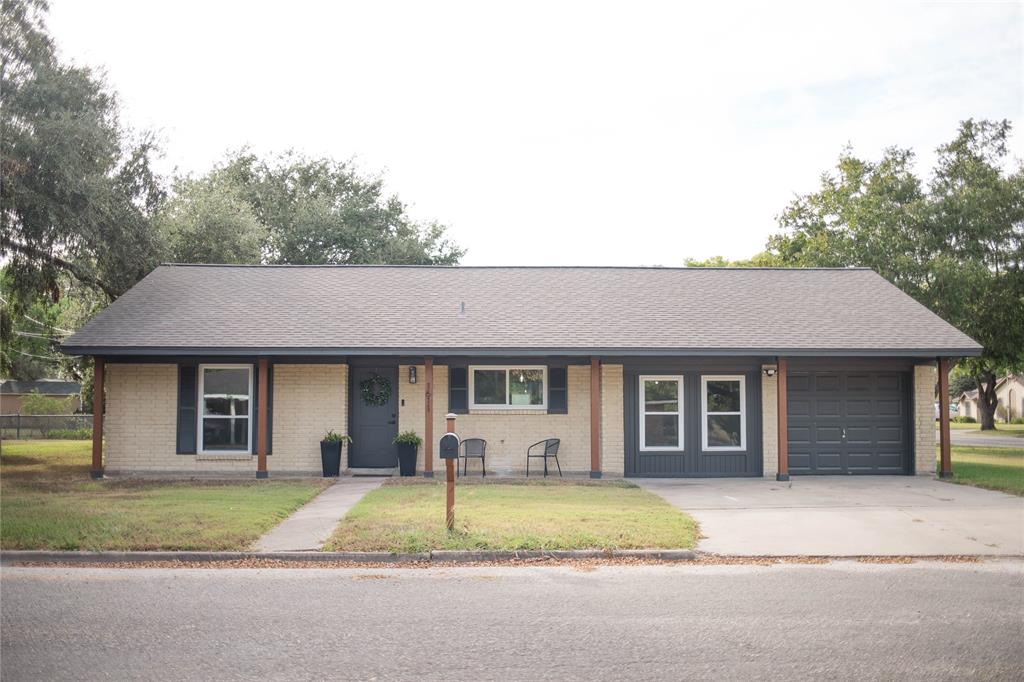 1611 5th Street St, Palacios, Texas image 2