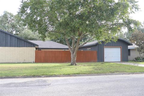 A home in Palacios