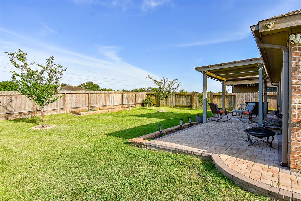 7303 Barrington Ridge Lane, Richmond, Texas image 30